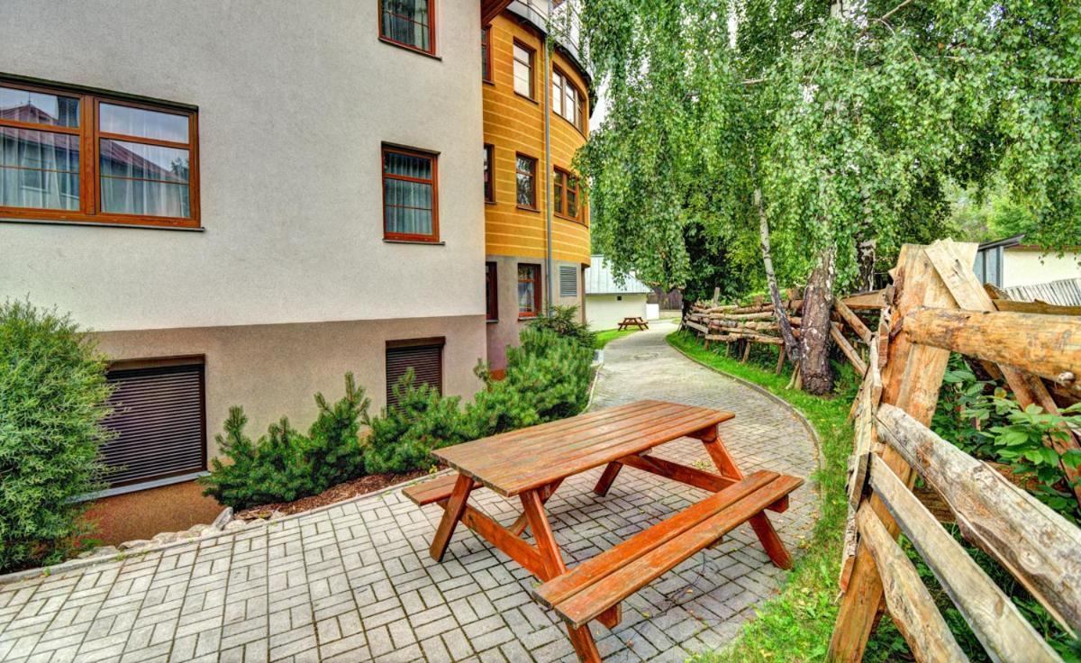 Apartman Modra Hvezda Рокицани Экстерьер фото